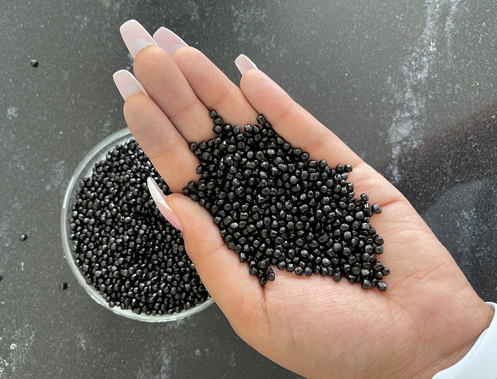 Black-43 Black Masterbatches